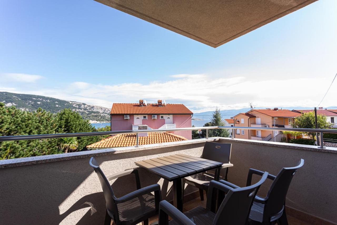 Apartments Crnekovic I Zarok Baška Kültér fotó