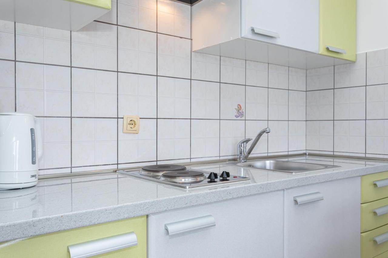 Apartments Crnekovic I Zarok Baška Kültér fotó