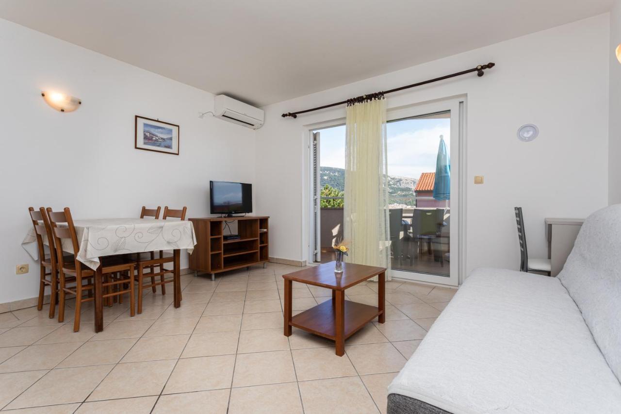 Apartments Crnekovic I Zarok Baška Kültér fotó